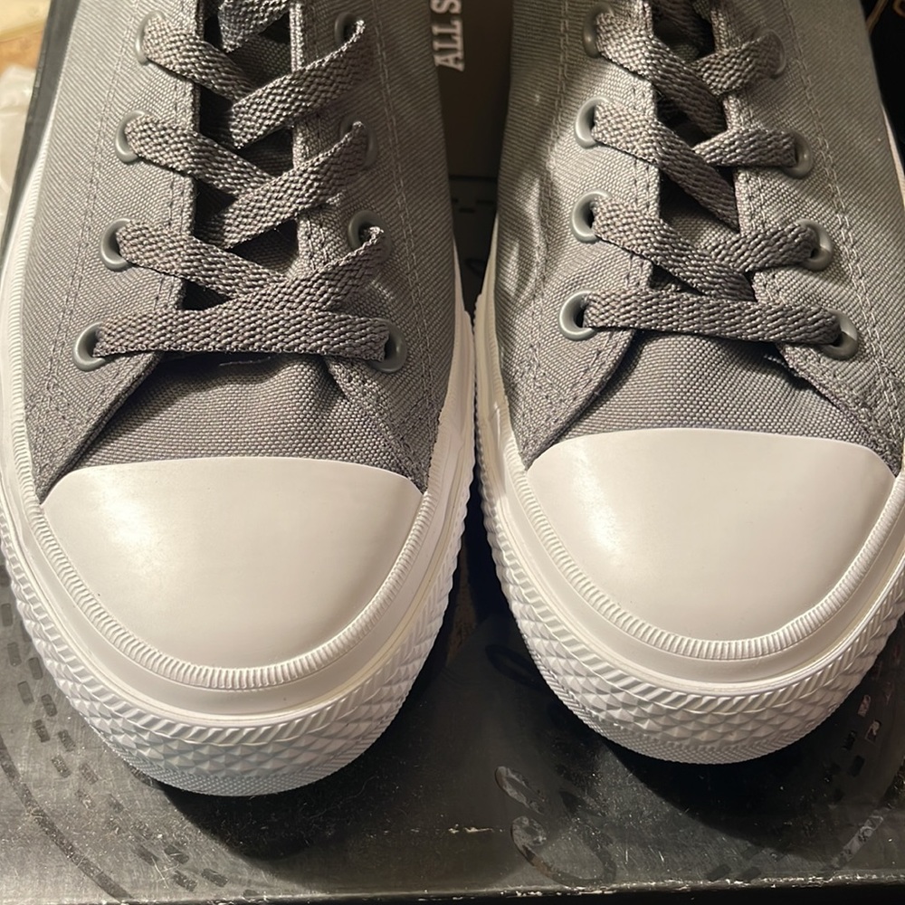 Authentic Grey  converse - Picture 4 of 12